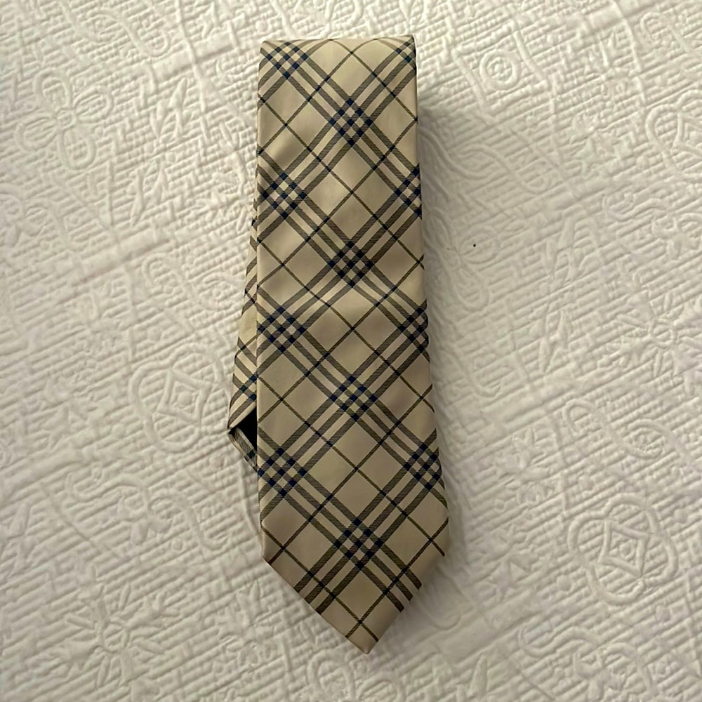 Burberry tie